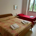 Casa Gabriele 公寓 *